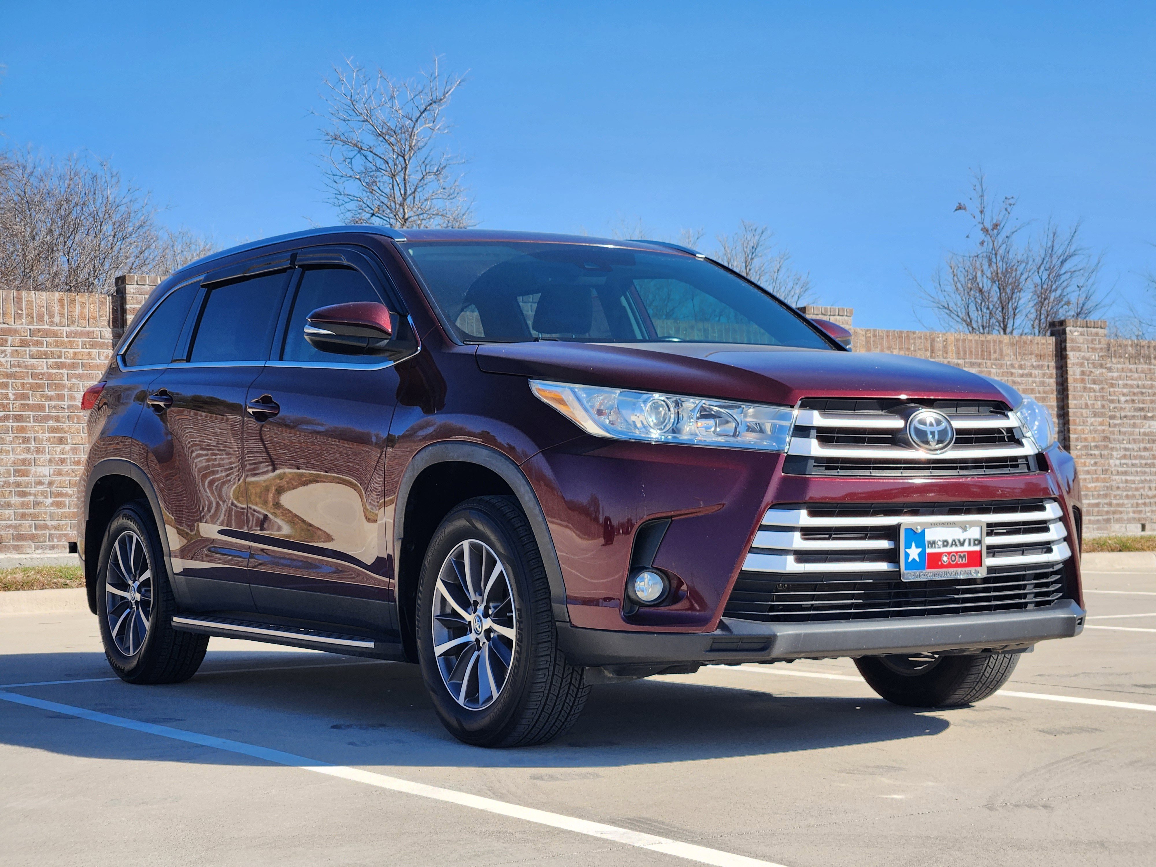 Used 2019 Toyota Highlander XLE image 4