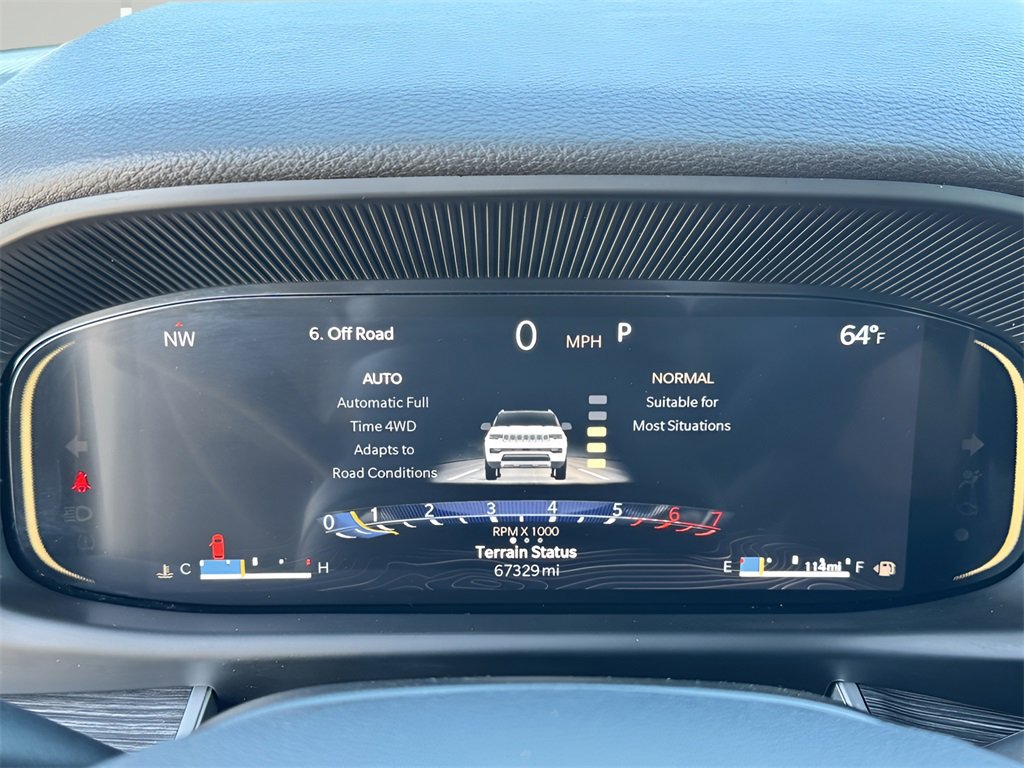 Used 2024 Jeep Wagoneer L Series III w/ Flexible Seating Group image 25