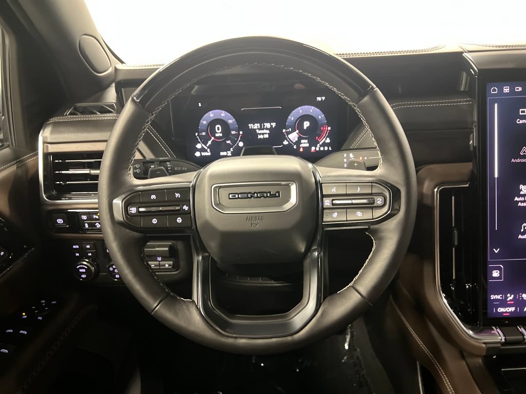 Certified 2026 GMC Yukon Denali Ultimate AWD/4WD image 23