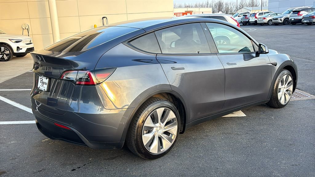 Used 2020 Tesla Model Y Long Range image 26