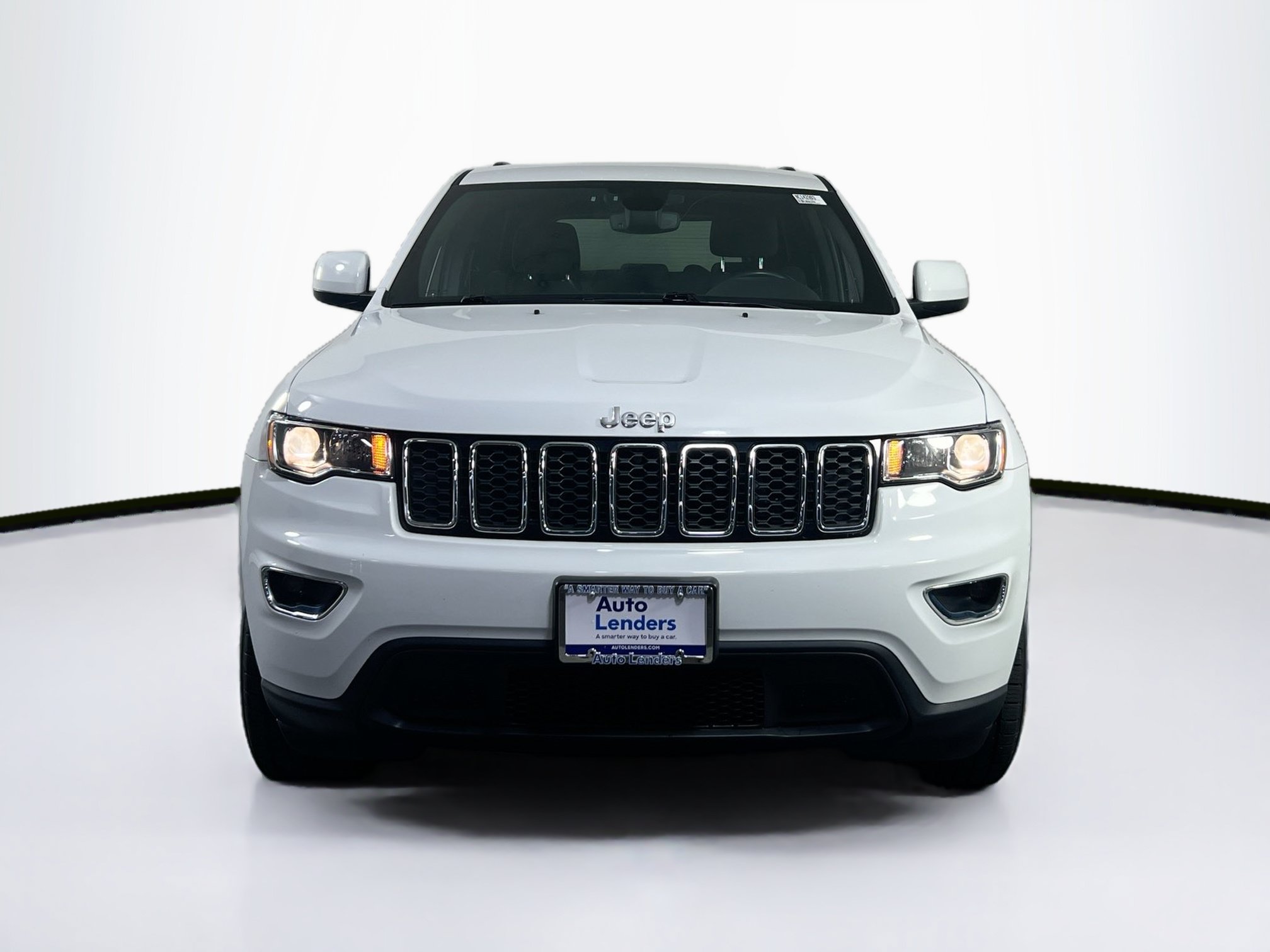 Used 2022 Jeep Grand Cherokee Laredo E AWD/4WD image 2