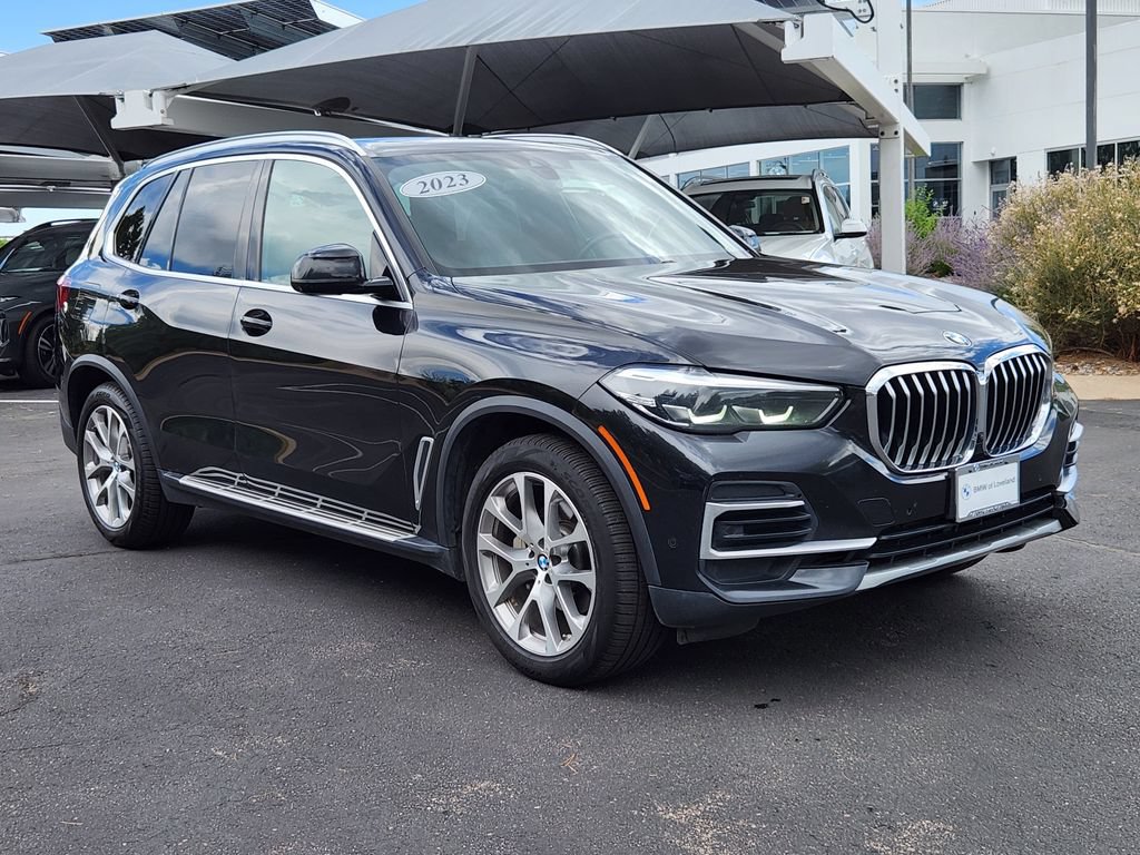 Used 2023 BMW X5 xDrive40i w/ Premium Package AWD/4WD image 4