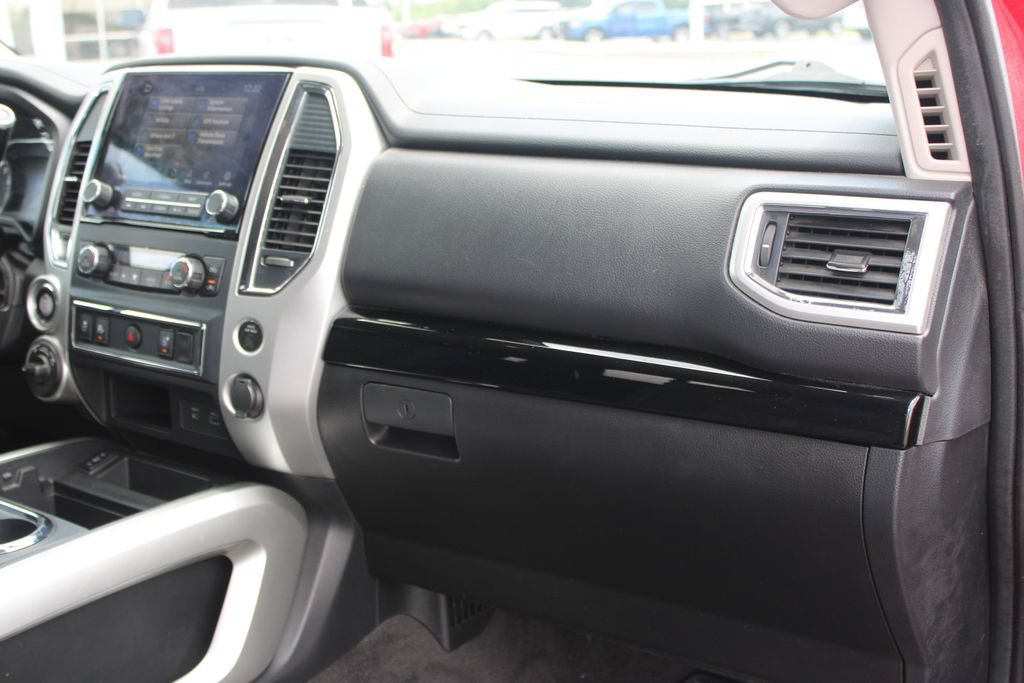 Used 2021 Nissan Titan SV w/ SV Convenience Package AWD/4WD image 33