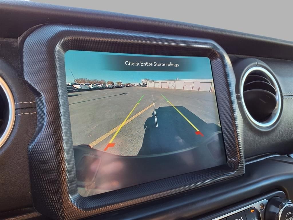 Used 2020 Jeep Gladiator Overland image 6