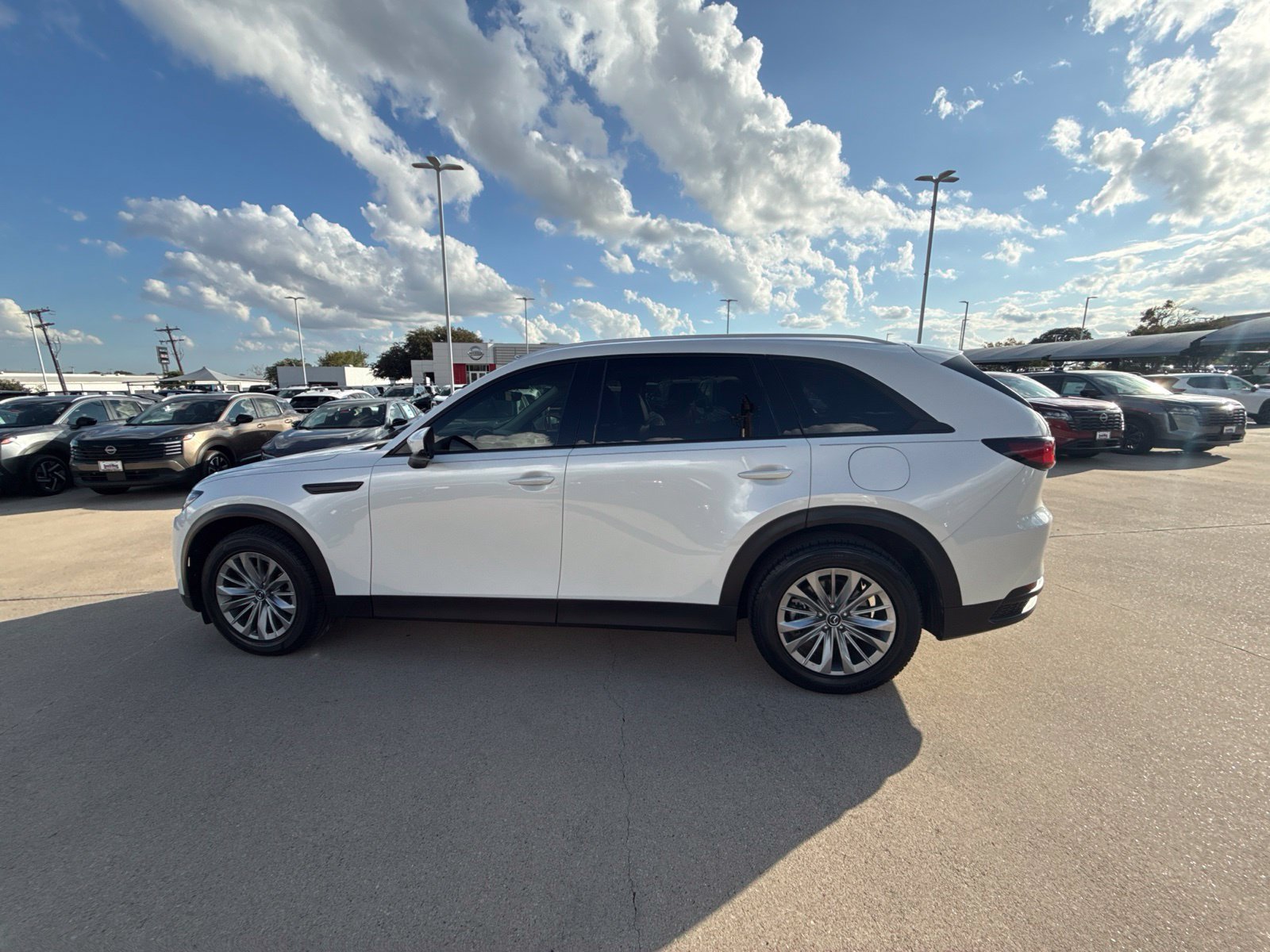 Used 2024 MAZDA CX-90 3.3 Turbo w/ Preferred Plus AWD/4WD image 9
