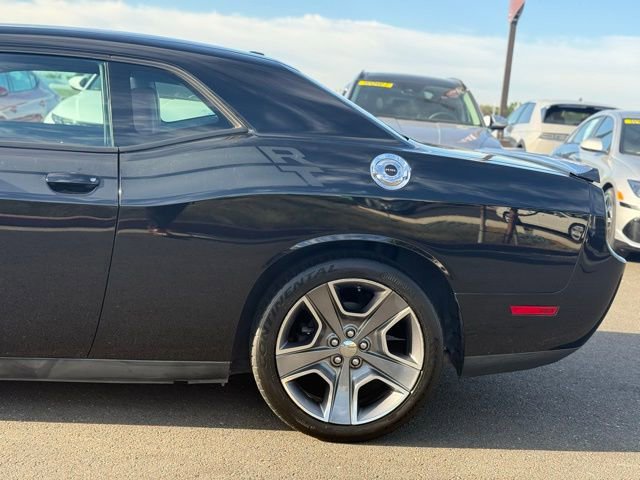 Used 2013 Dodge Challenger R/T image 4