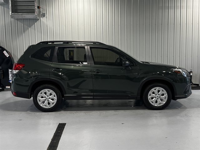 Used 2024 Subaru Forester image 2