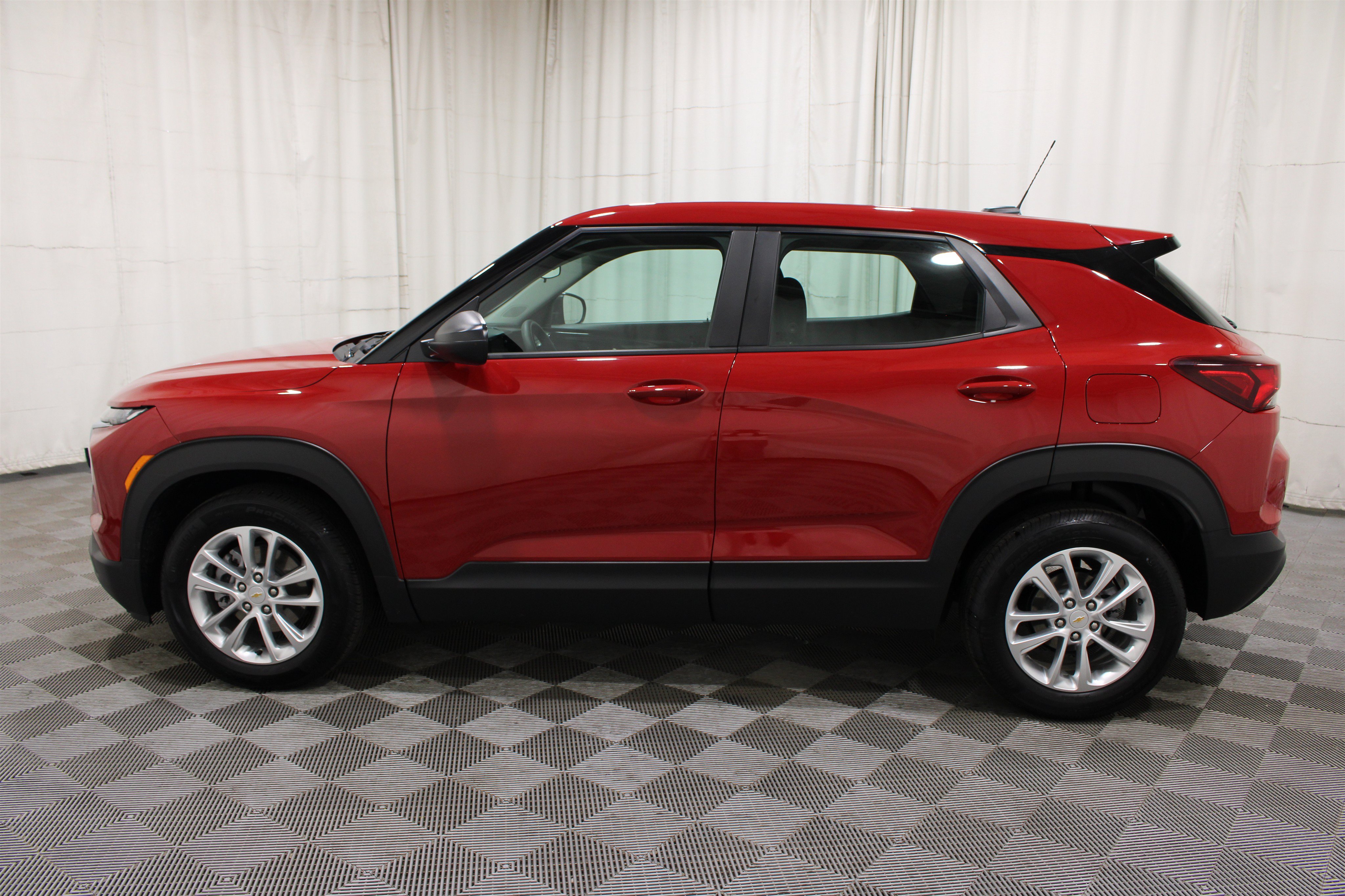 Used 2026 Chevrolet TrailBlazer LS FWD image 31