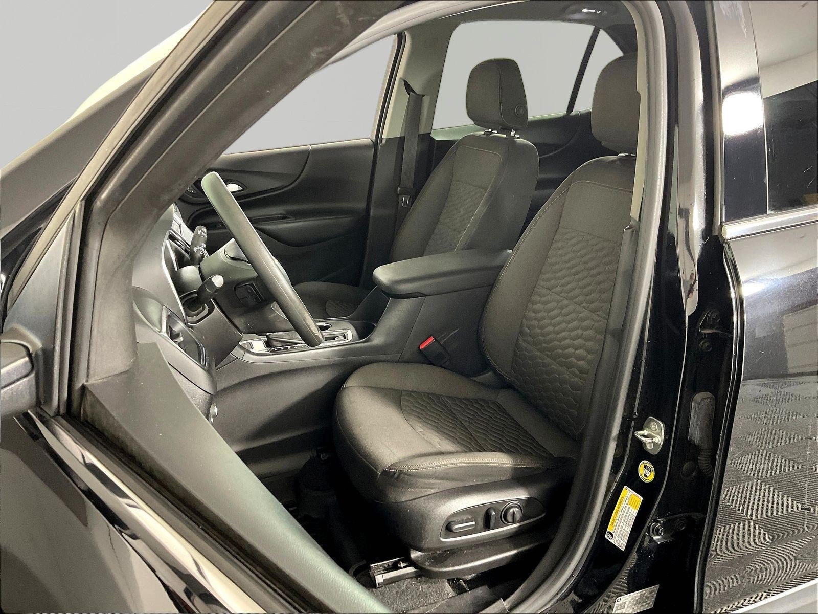 Used 2018 Chevrolet Equinox LT AWD/4WD image 20