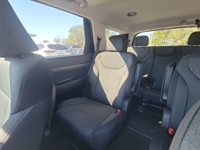 Used 2022 Hyundai Palisade SEL image 4