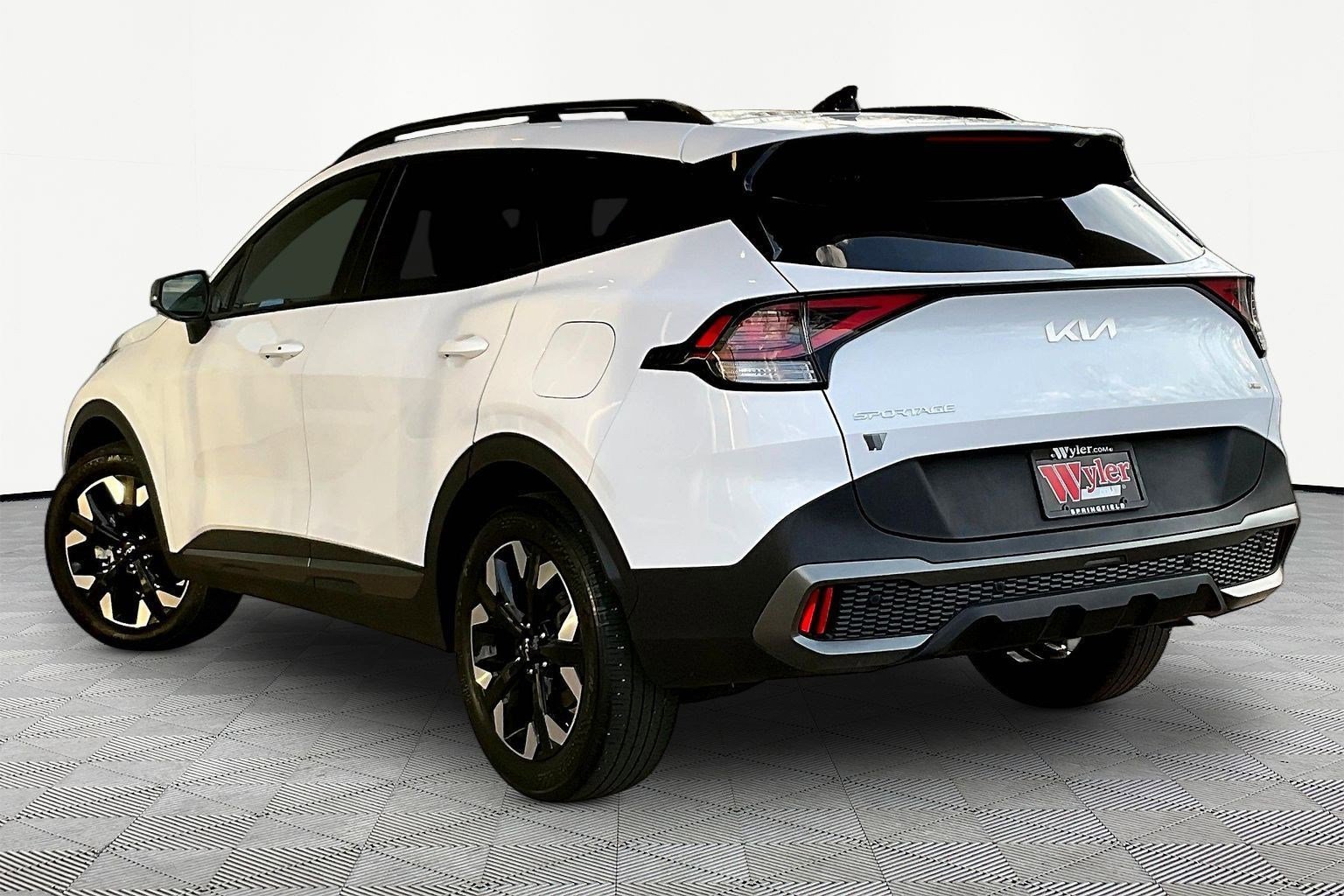 Used 2023 Kia Sportage X-Line image 4