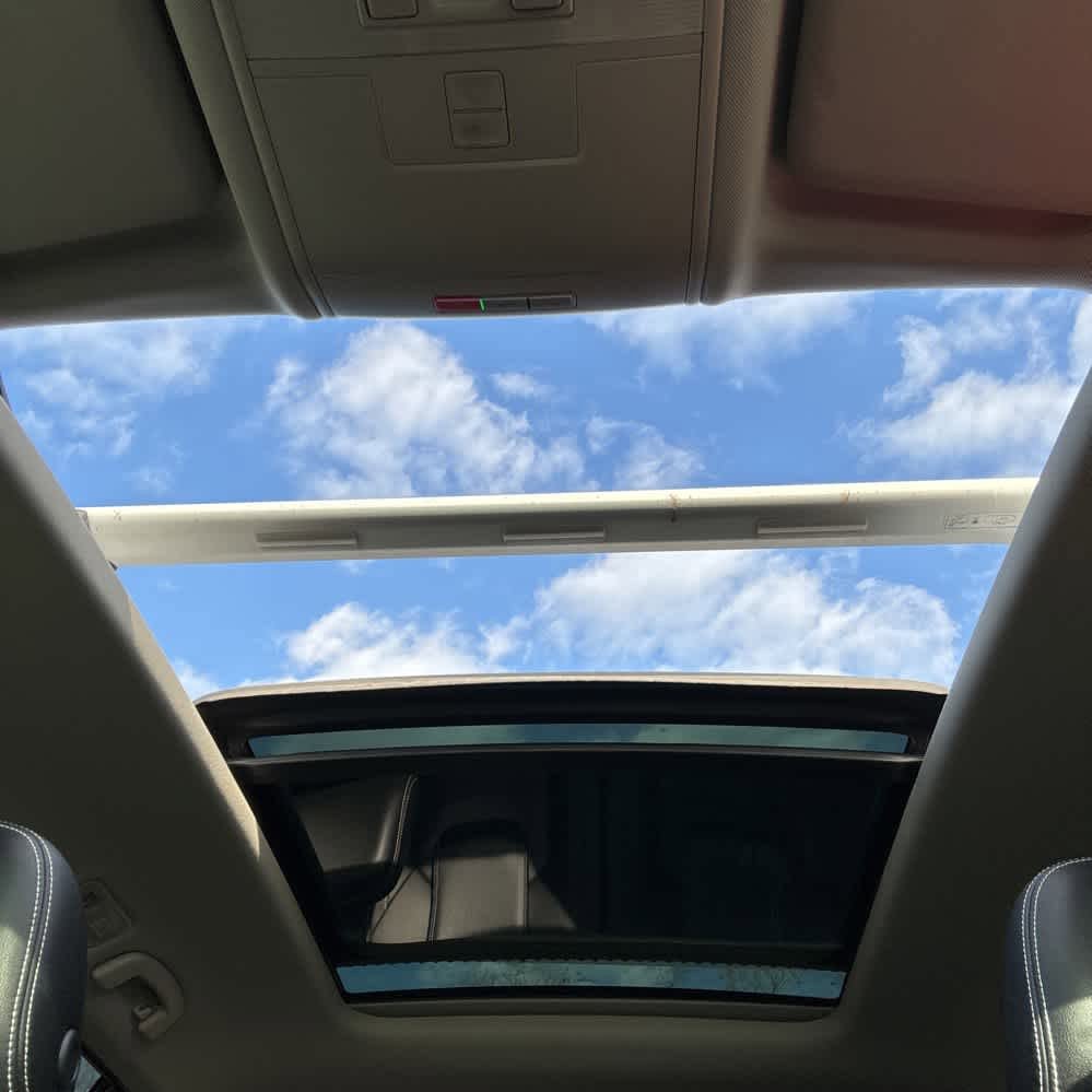 Used 2023 Volkswagen Atlas SEL Premium image 8