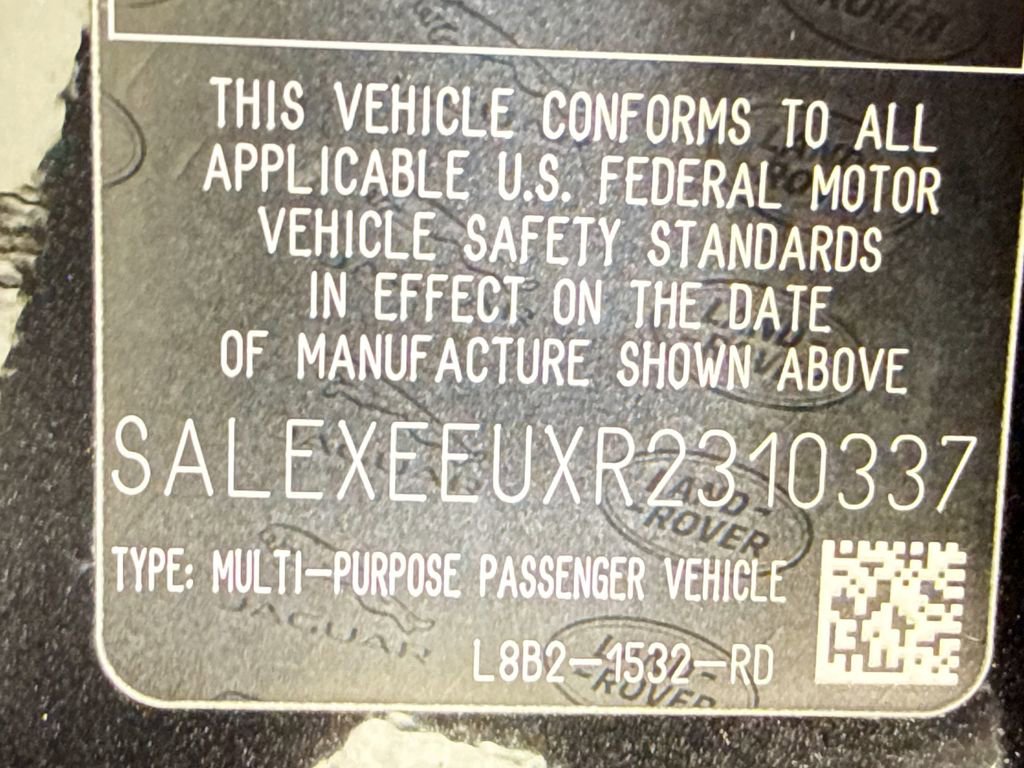 Used 2024 Land Rover Defender 110 X image 28