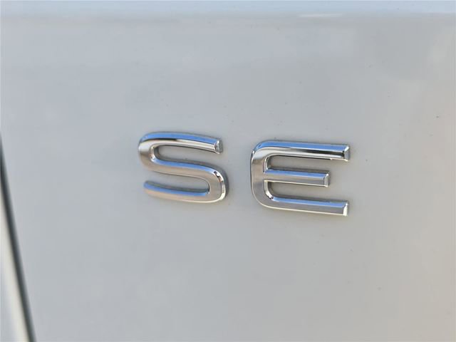 Used 2025 Volkswagen Atlas SE FWD image 5