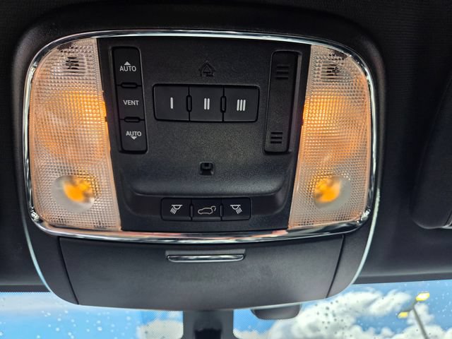 Certified 2021 Jeep Grand Cherokee Laredo X AWD/4WD image 9