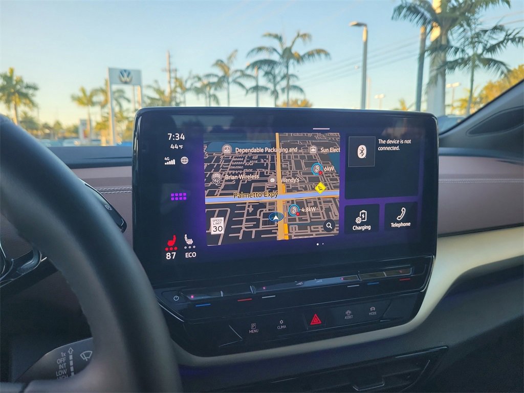 Used 2023 Volkswagen ID.4 Pro image 21