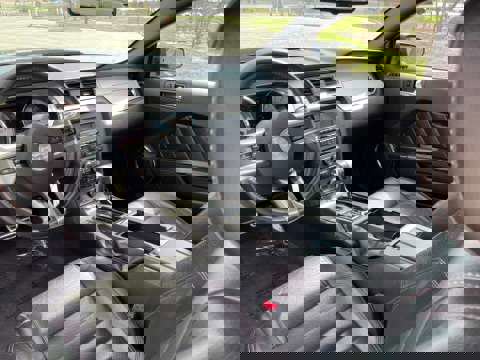 Used 2010 Ford Mustang Coupe image 55