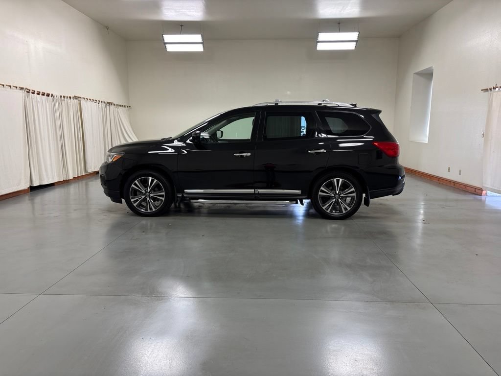 Used 2020 Nissan Pathfinder Platinum AWD/4WD image 5