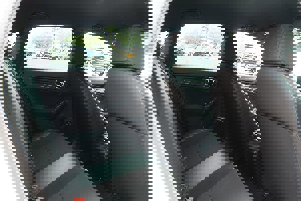 Used 2024 Honda Civic Sport image 29