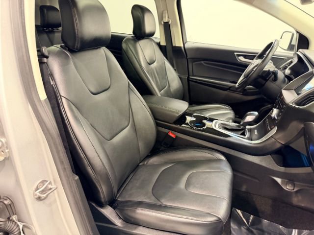 Used 2018 Ford Edge Titanium w/ Technology Package image 49