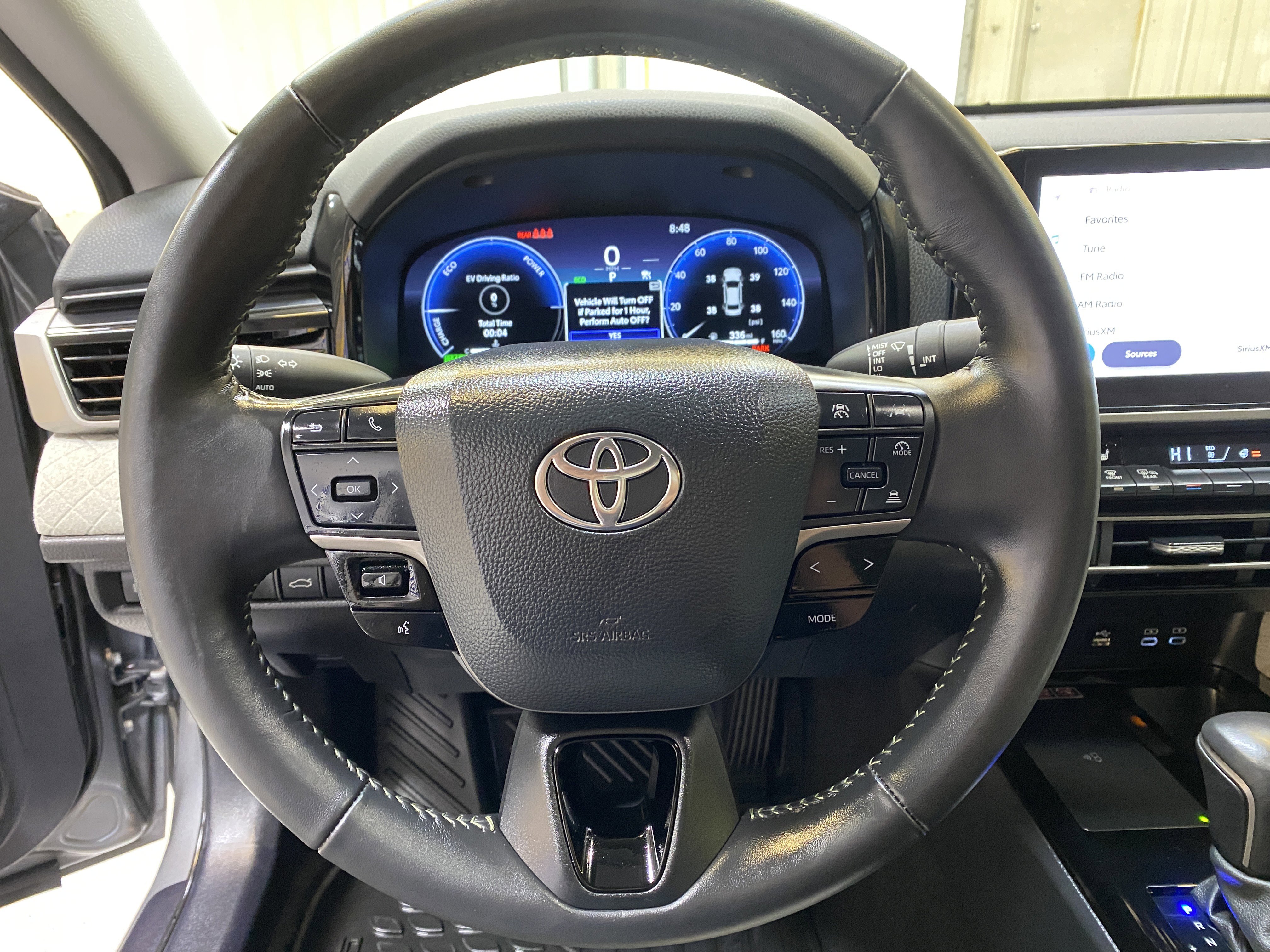 Used 2025 Toyota Camry XLE image 30