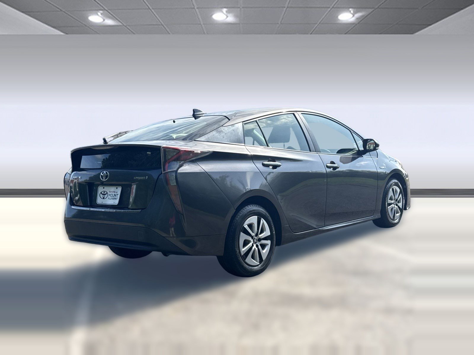 Used 2016 Toyota Prius Three FWD image 23