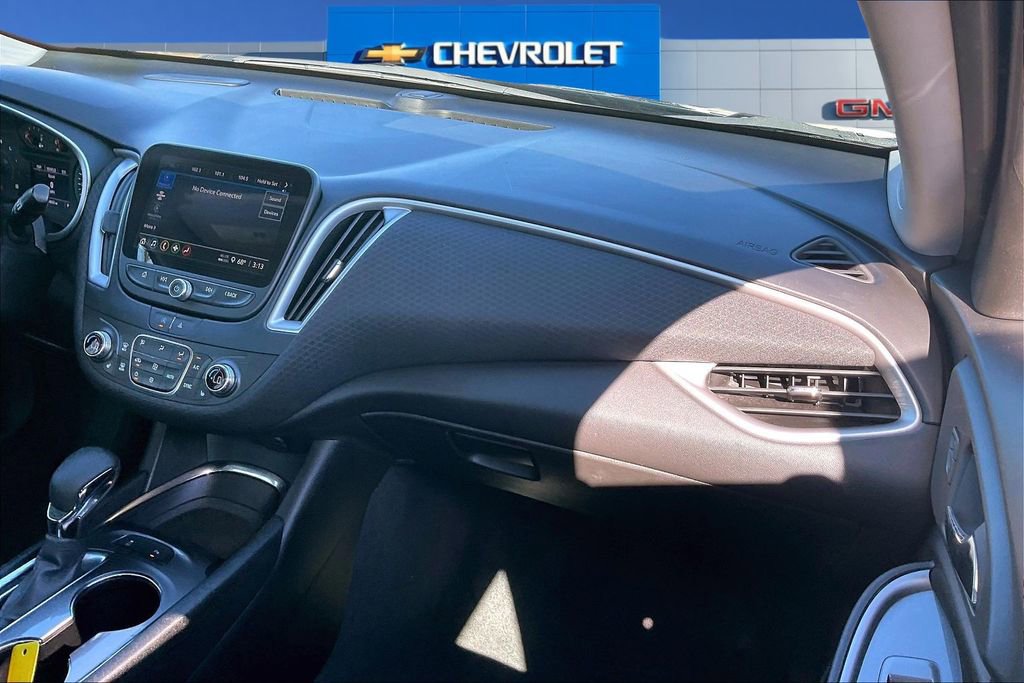Used 2024 Chevrolet Malibu LT image 26
