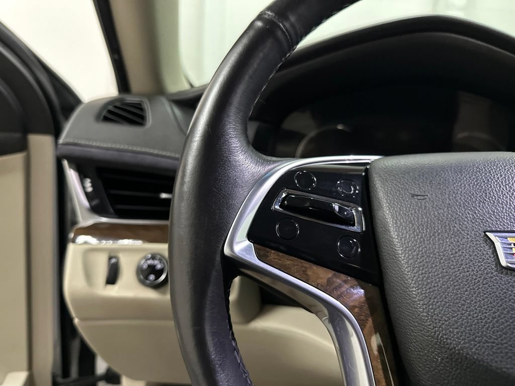 Used 2019 Cadillac Escalade Luxury AWD/4WD image 42