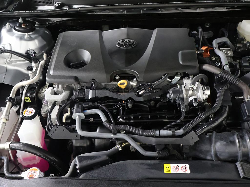 Used 2025 Toyota Camry LE FWD image 17