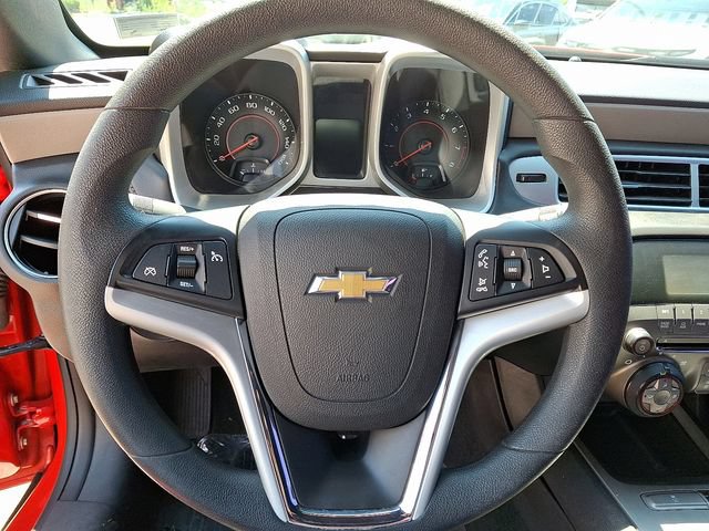 Used 2014 Chevrolet Camaro LS RWD image 15