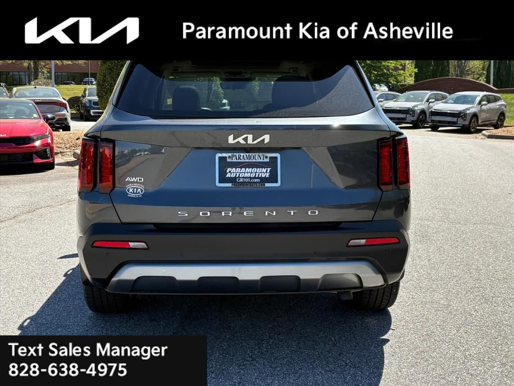 Certified 2022 Kia Sorento X-Line EX image 5