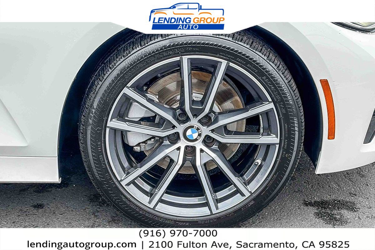 Used 2019 BMW 330i Sedan w/ Convenience Package RWD image 9