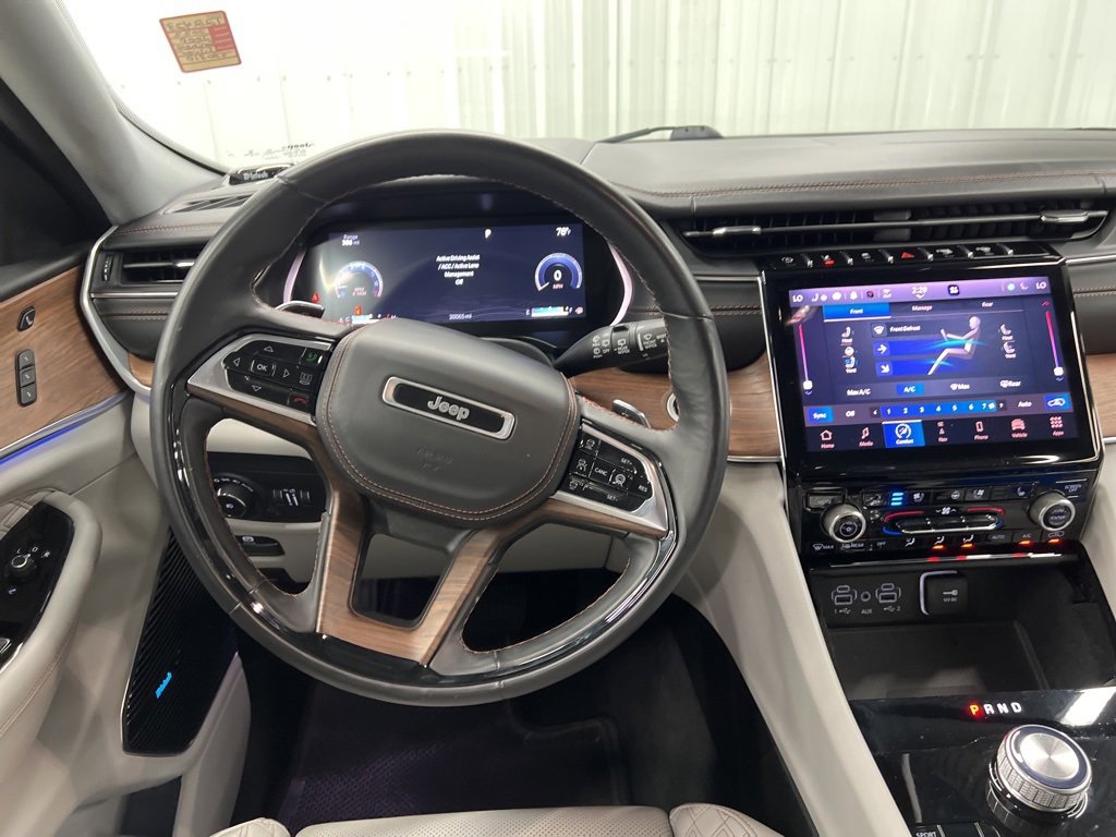 Used 2022 Jeep Grand Cherokee L Summit w/ Advanced Protech Group IV image 14