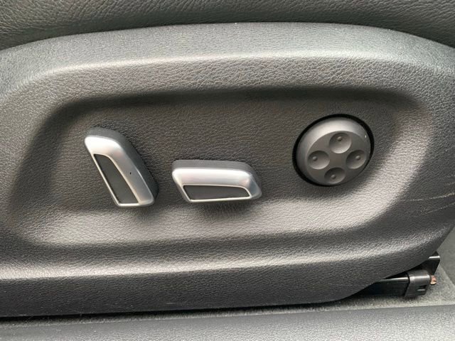 Used 2018 Audi Q3 2.0T Premium Plus w/ Premium Plus Package image 15