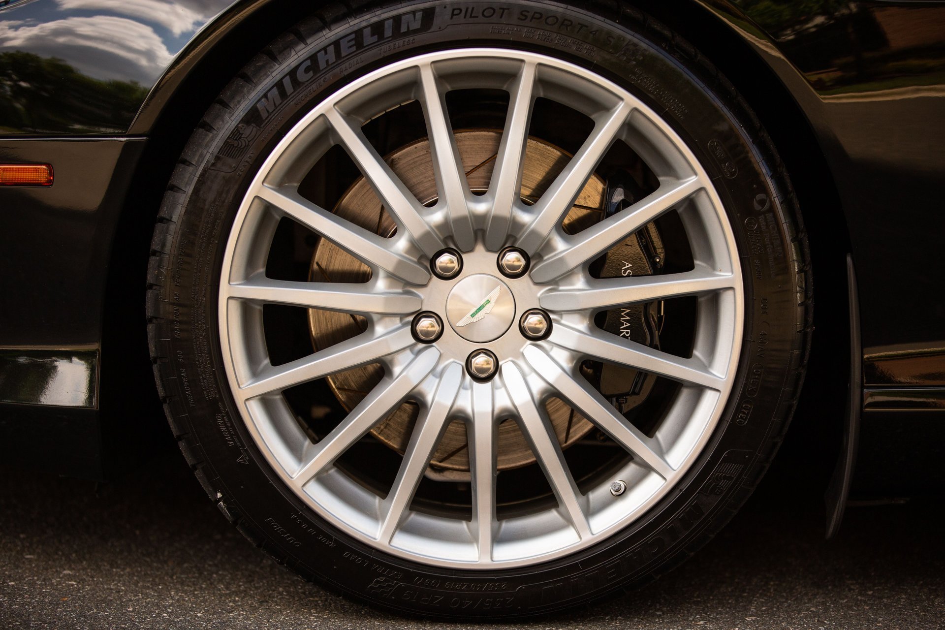 Used 2007 Aston Martin DB9 Volante RWD image 29