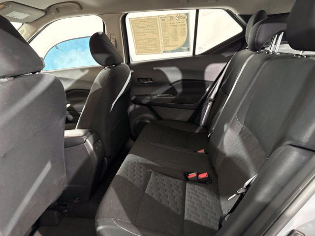 Used 2023 Nissan Kicks SV FWD image 14