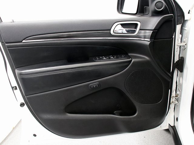 Used 2019 Jeep Grand Cherokee Limited image 23