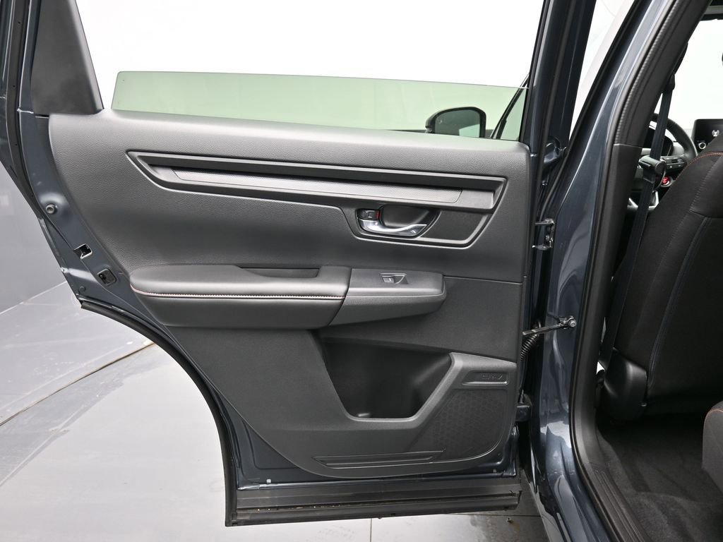 Certified 2025 Honda CR-V Sport image 33