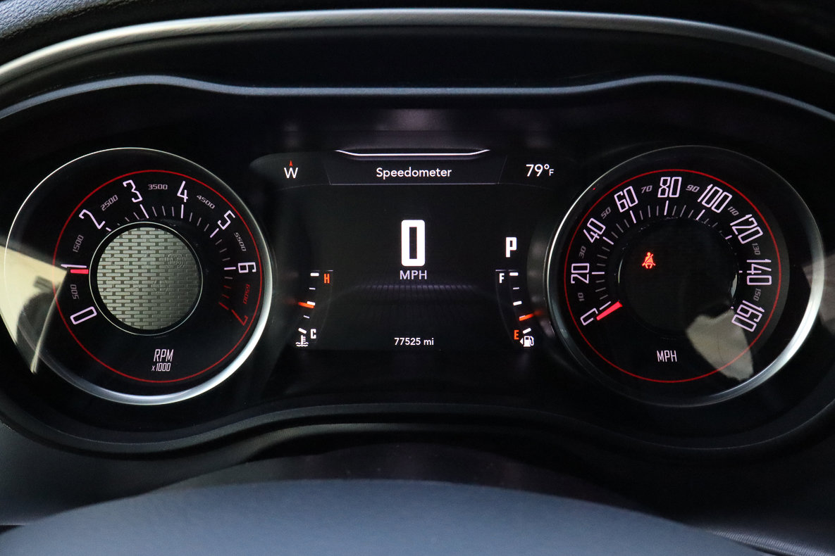 Used 2019 Dodge Challenger SXT image 23