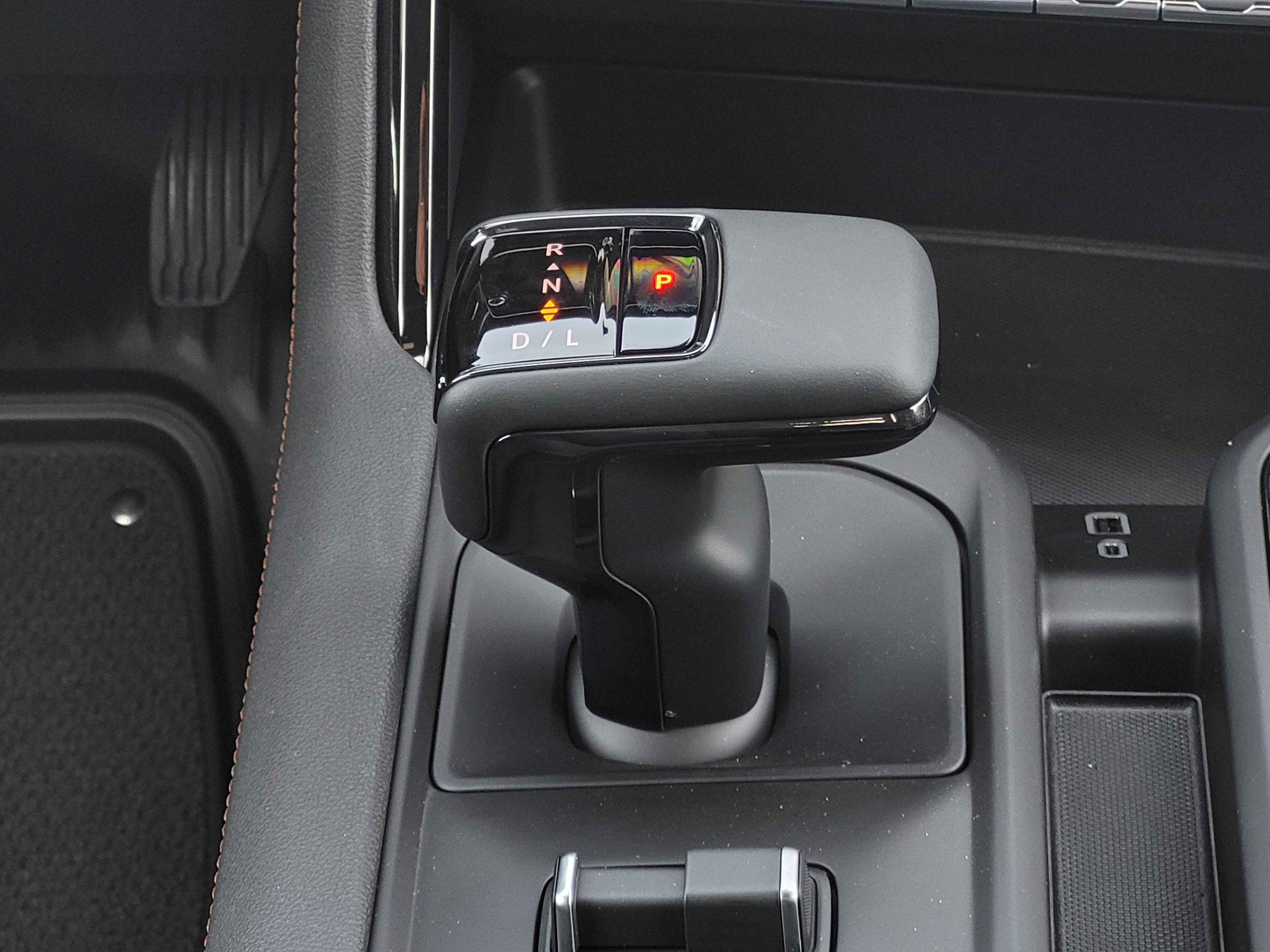 New 2026 GMC Sierra 1500 AT4 w/ AT4 Premium Package AWD/4WD image 16