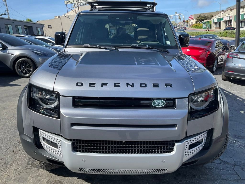 Used 2020 Land Rover Defender 110 HSE AWD/4WD image 2