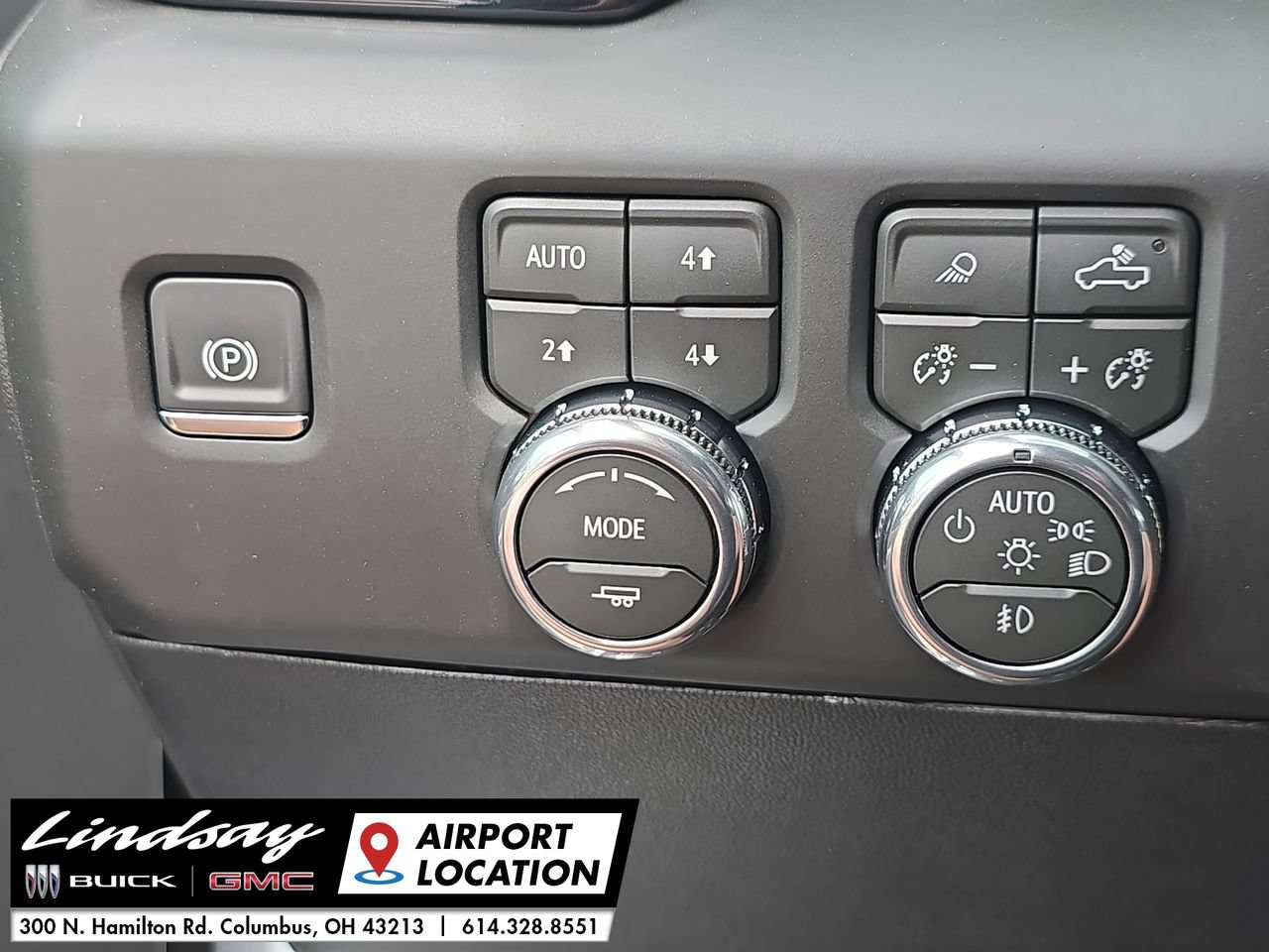 New 2026 GMC Sierra 2500 Denali w/ Denali Reserve Package AWD/4WD image 19