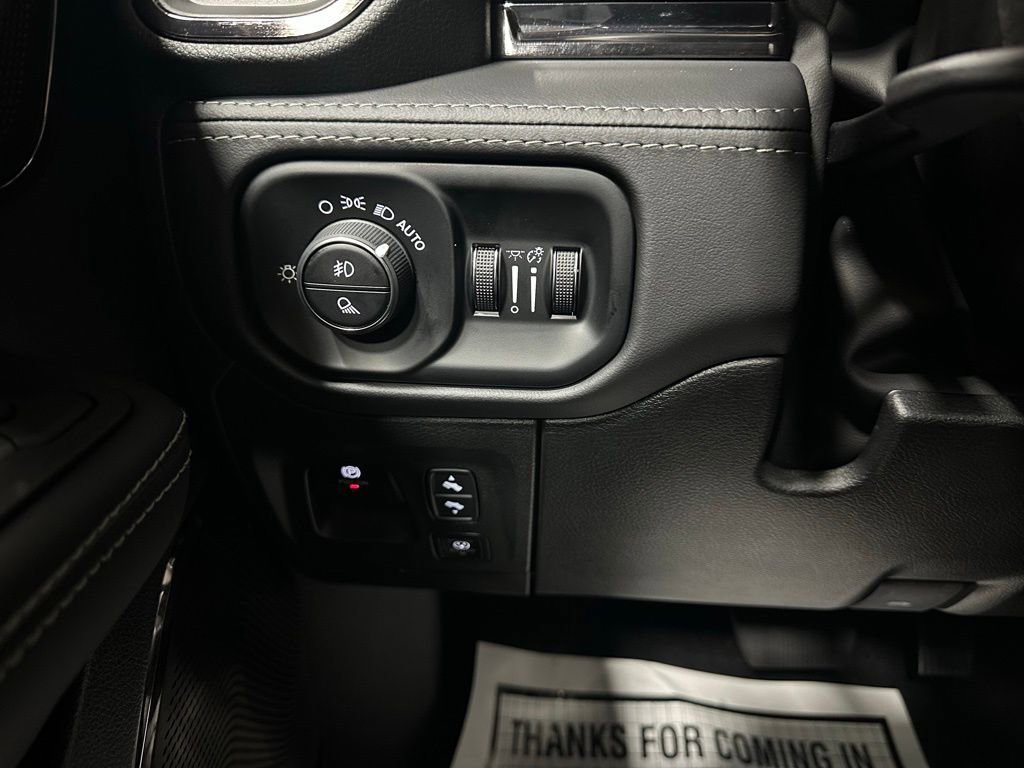 Used 2025 RAM 1500 Limited image 17