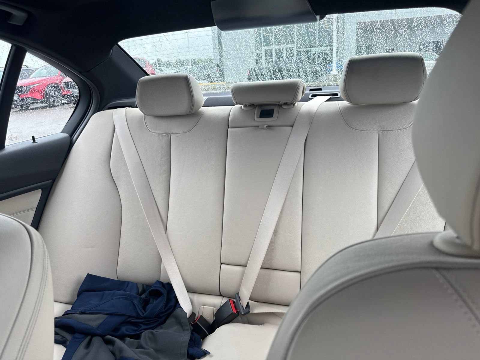 Used 2015 BMW 320i xDrive Sedan AWD/4WD image 10
