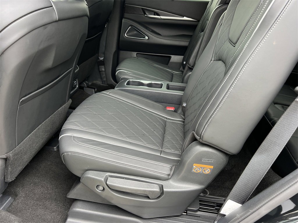 Certified 2025 INFINITI QX60 Autograph w/ Cargo Package image 17