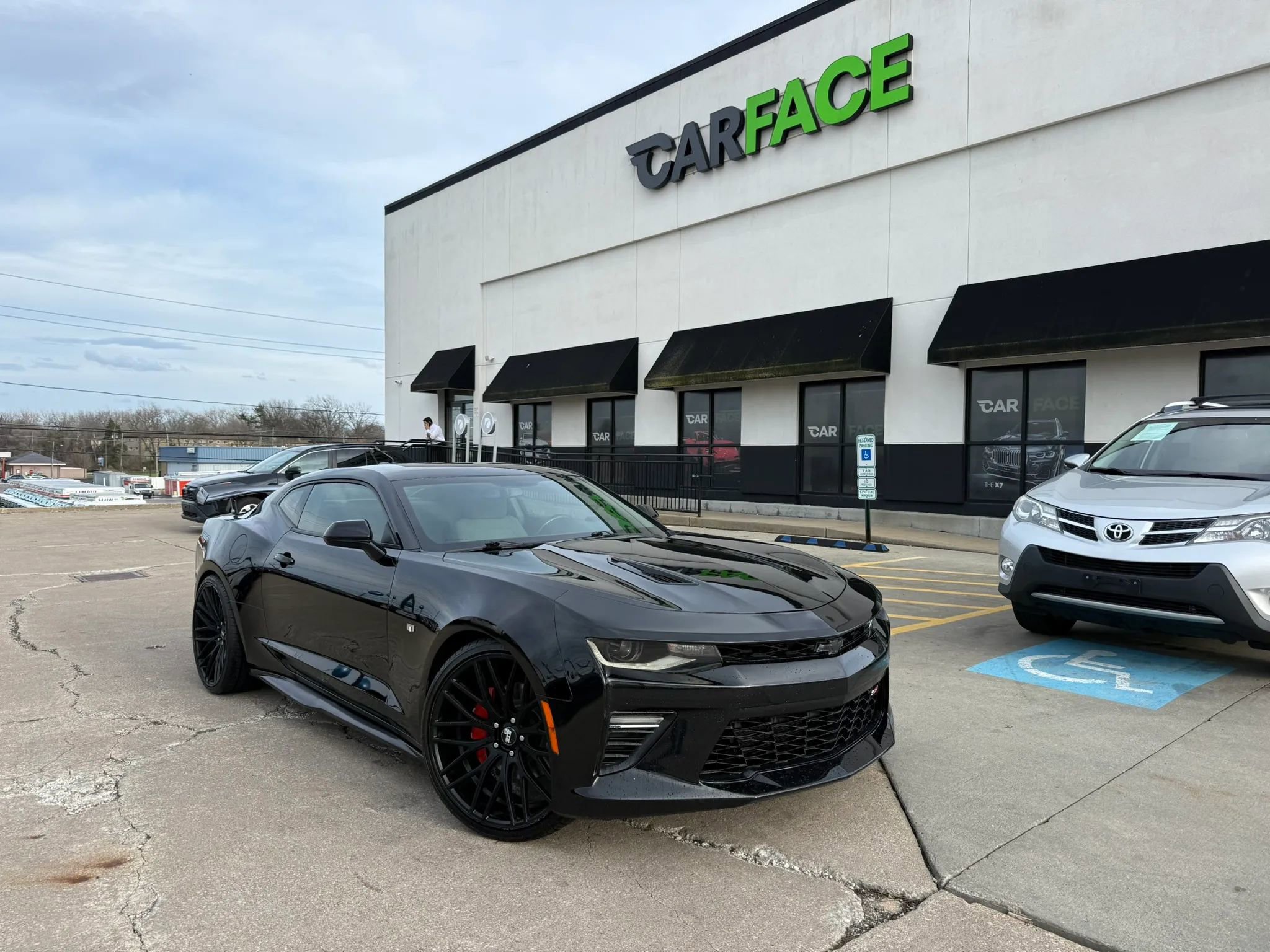 Used 2018 Chevrolet Camaro SS RWD image 1