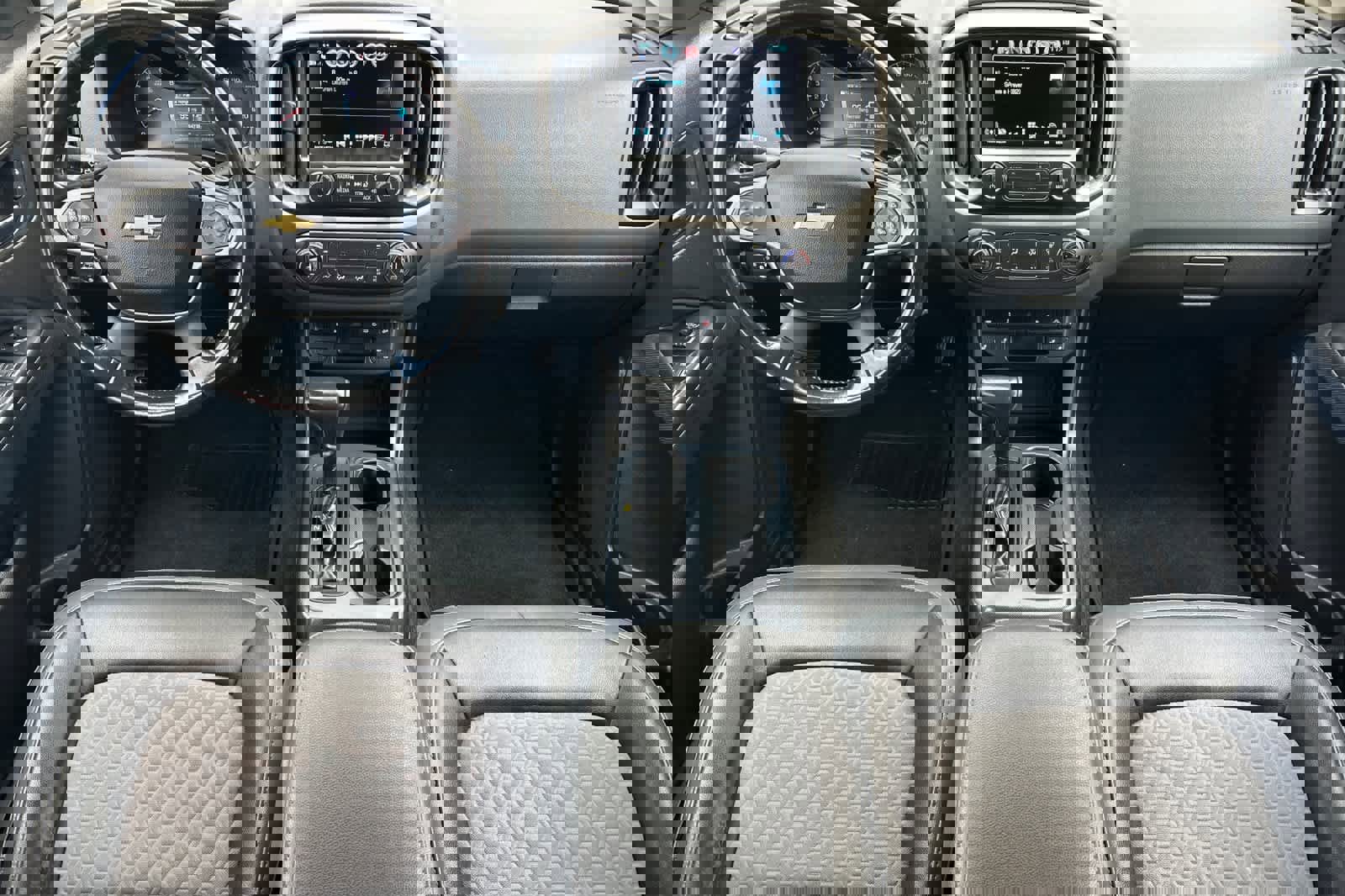 Used 2018 Chevrolet Colorado Z71 image 3