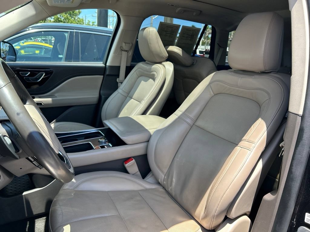 Used 2023 Lincoln Aviator Reserve w/ Equipment Group 201A AWD/4WD image 18