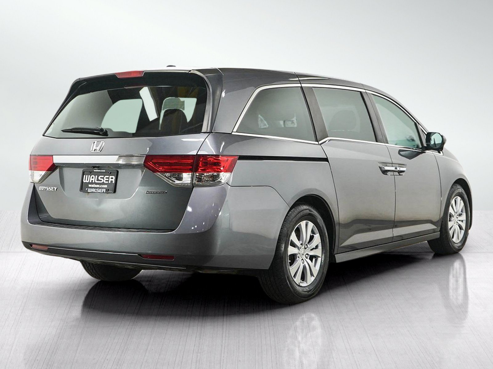 Used 2016 Honda Odyssey SE image 5