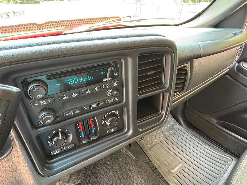 Used 2005 Chevrolet Silverado 1500 LS w/ Light Duty Power Package image 16